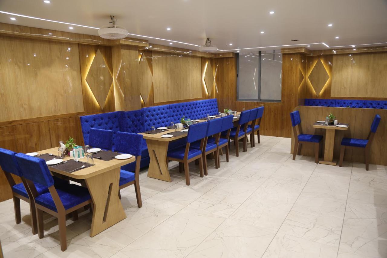 Hotel Nova Pride راجكوت المظهر الخارجي الصورة
