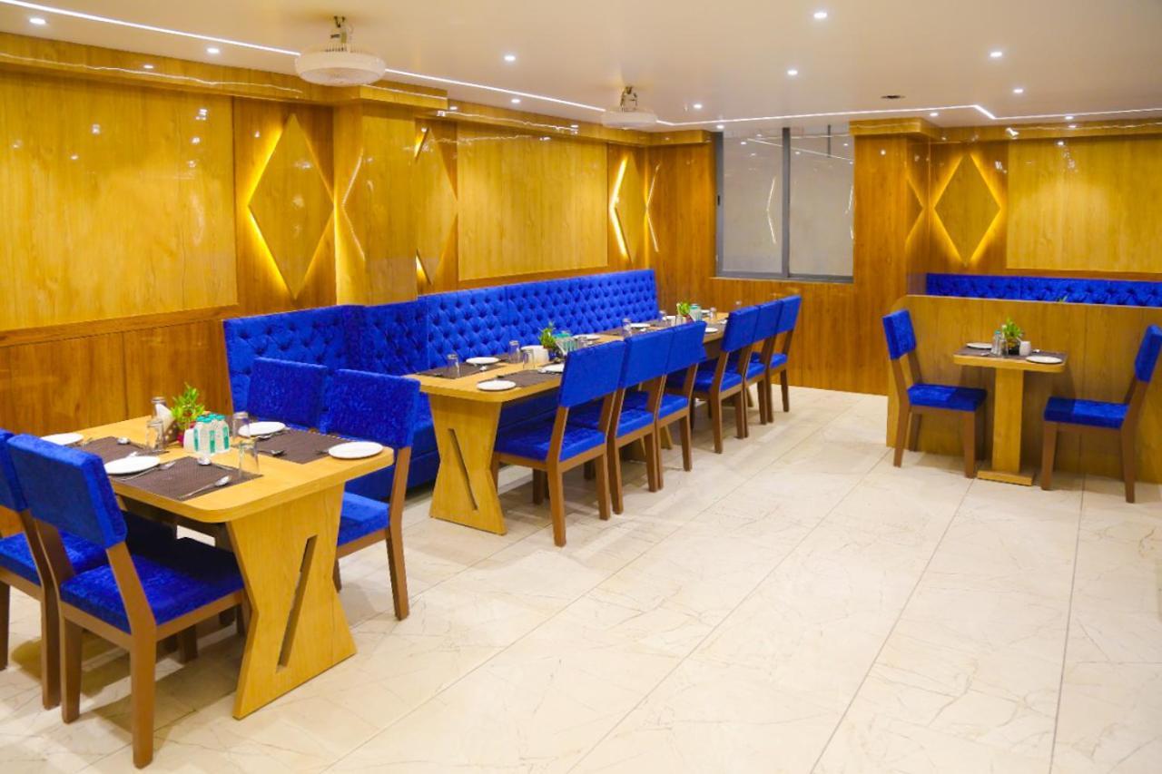 Hotel Nova Pride راجكوت المظهر الخارجي الصورة